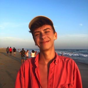 Meet your Posher, Riley